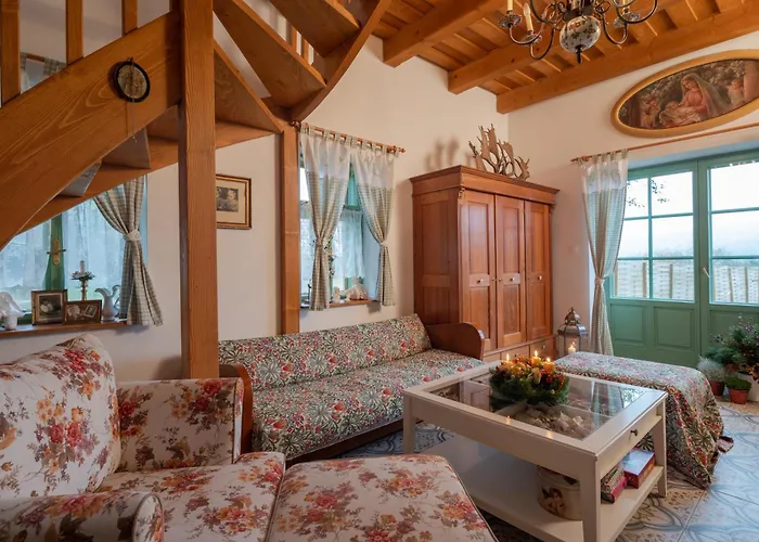 Vidiecky Dom Na Jablonci