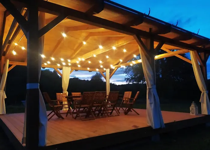 Vidiecky Dom Na Jablonci Hrušov